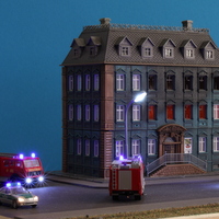 Brennendes Bürogebäude Brennendes Bürogebäude